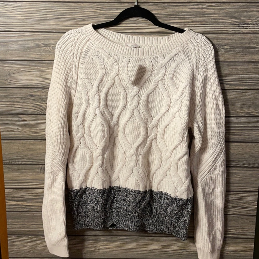 GAP SWEATER